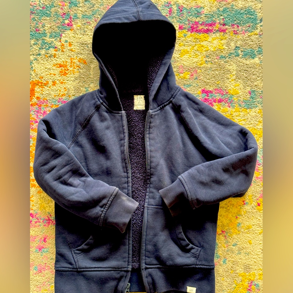 GAP Navy Blue sherpa-lined zipper hoodie size S 6/7
